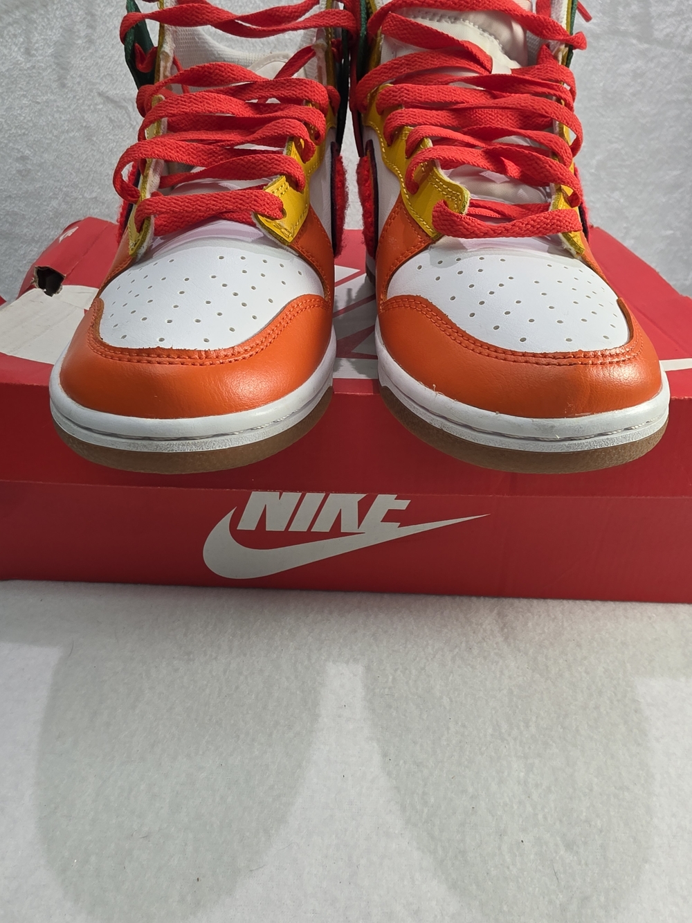 Mens Nike Dunk High Chenille Swoosh Sneakers Green Red Orange Yellow - Picture 4 of 9